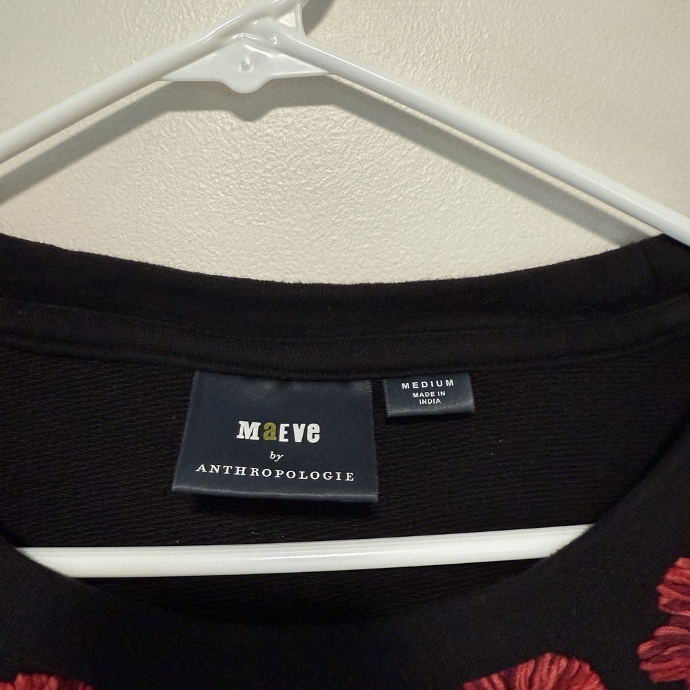 Anthropologie Maeve Red Floral Yarn Embroidered Black Sweatshirt Size Medium - Picture 5 of 8